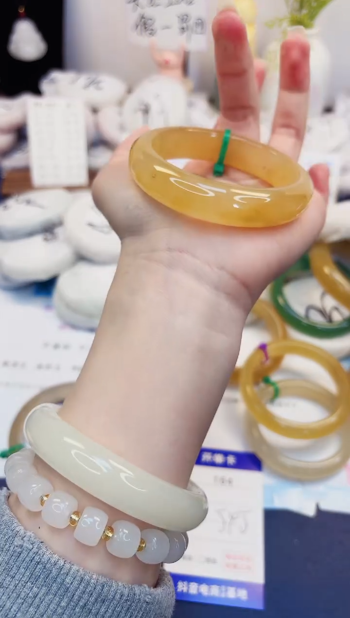 【闪购商品】石英质玉手镯未镶嵌164-财气镯-圈口54