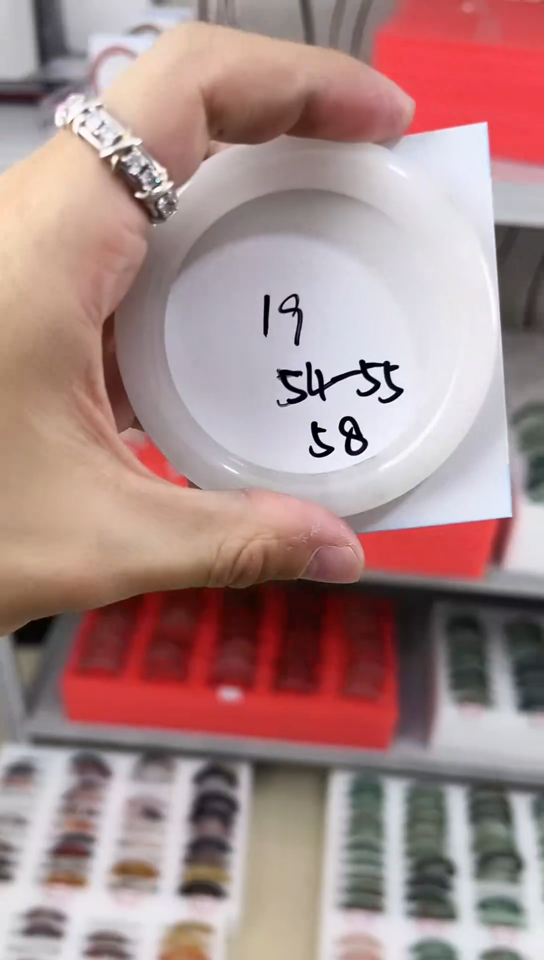 未镶嵌手镯石英质玉19-54