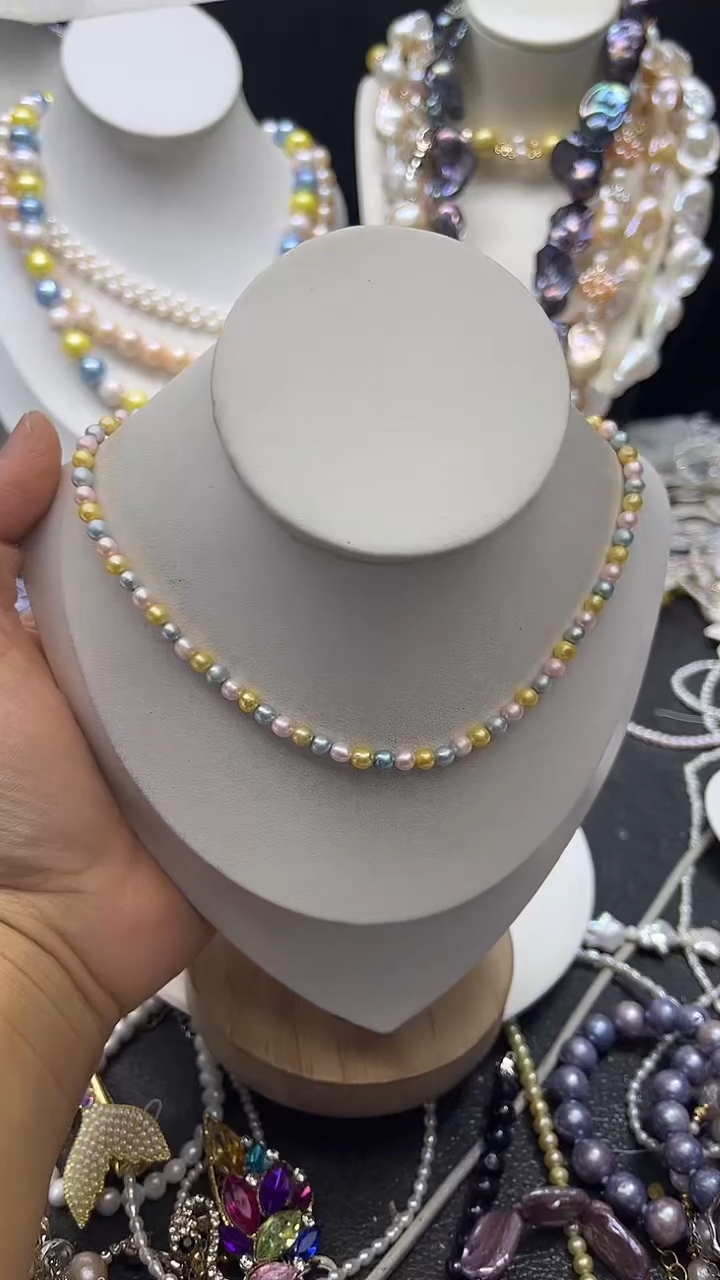 颈饰未镶嵌淡水珍珠多人