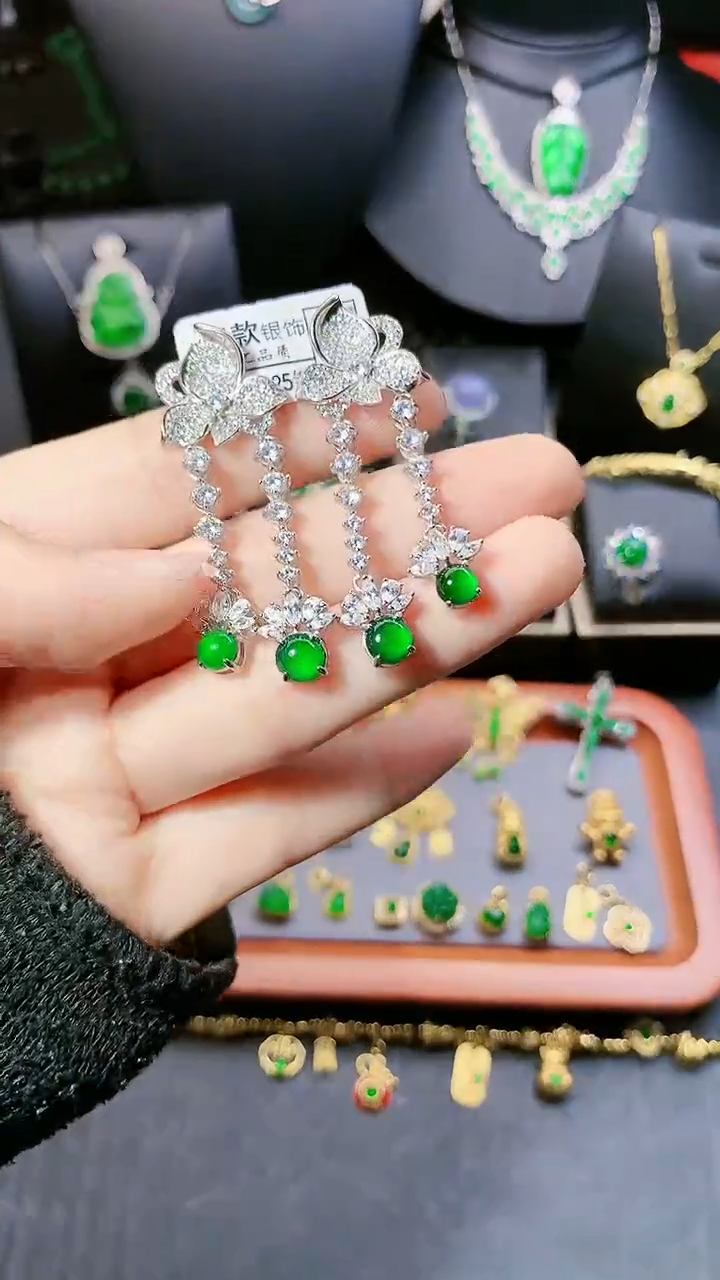 【闪购商品】翡翠耳饰银S925镶嵌耳饰