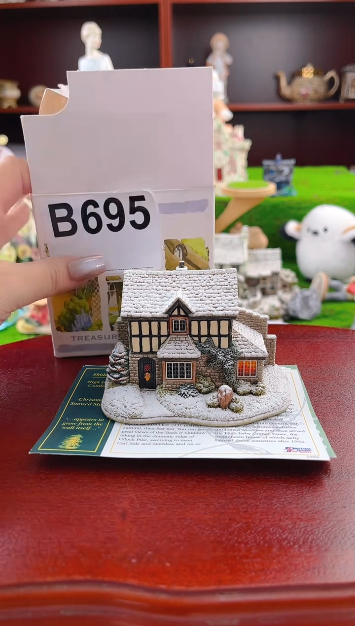 【闪购商品】紫砂茶宠中古小房子