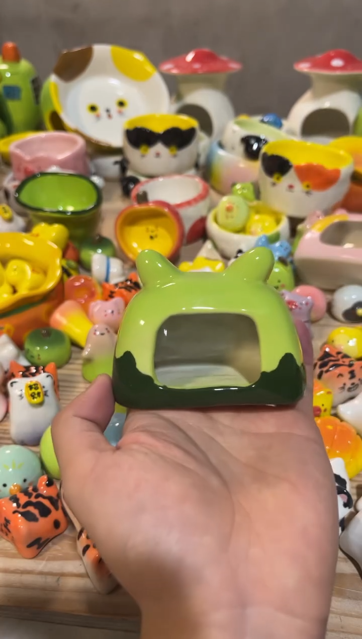 31手工手绘陶瓷品