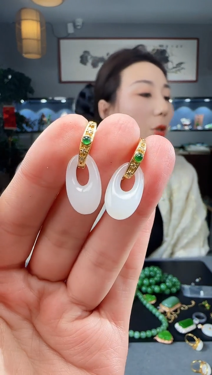 【闪购商品】和田玉耳钉银S925镶嵌1