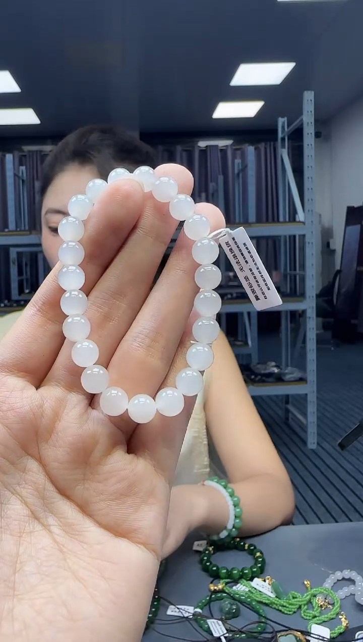 未镶嵌手串和田玉1