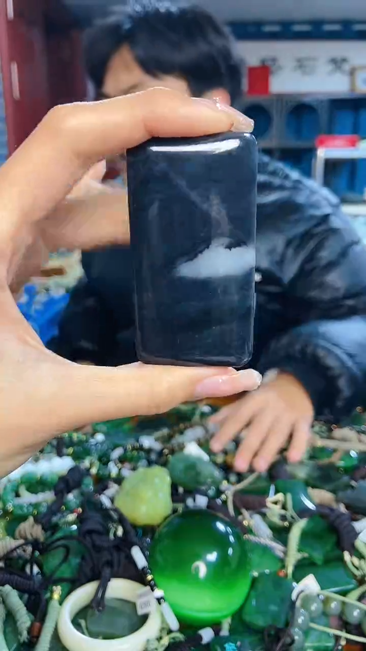 未镶嵌和田玉挂件1