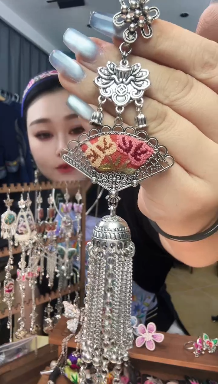 刺绣纯手工民族风刺绣压襟