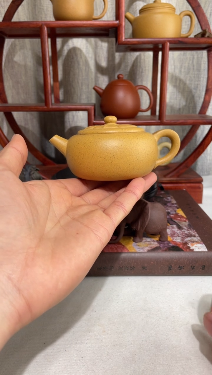 【闪购商品】紫砂茶壶老宕口黄金段莲蒲145cc
