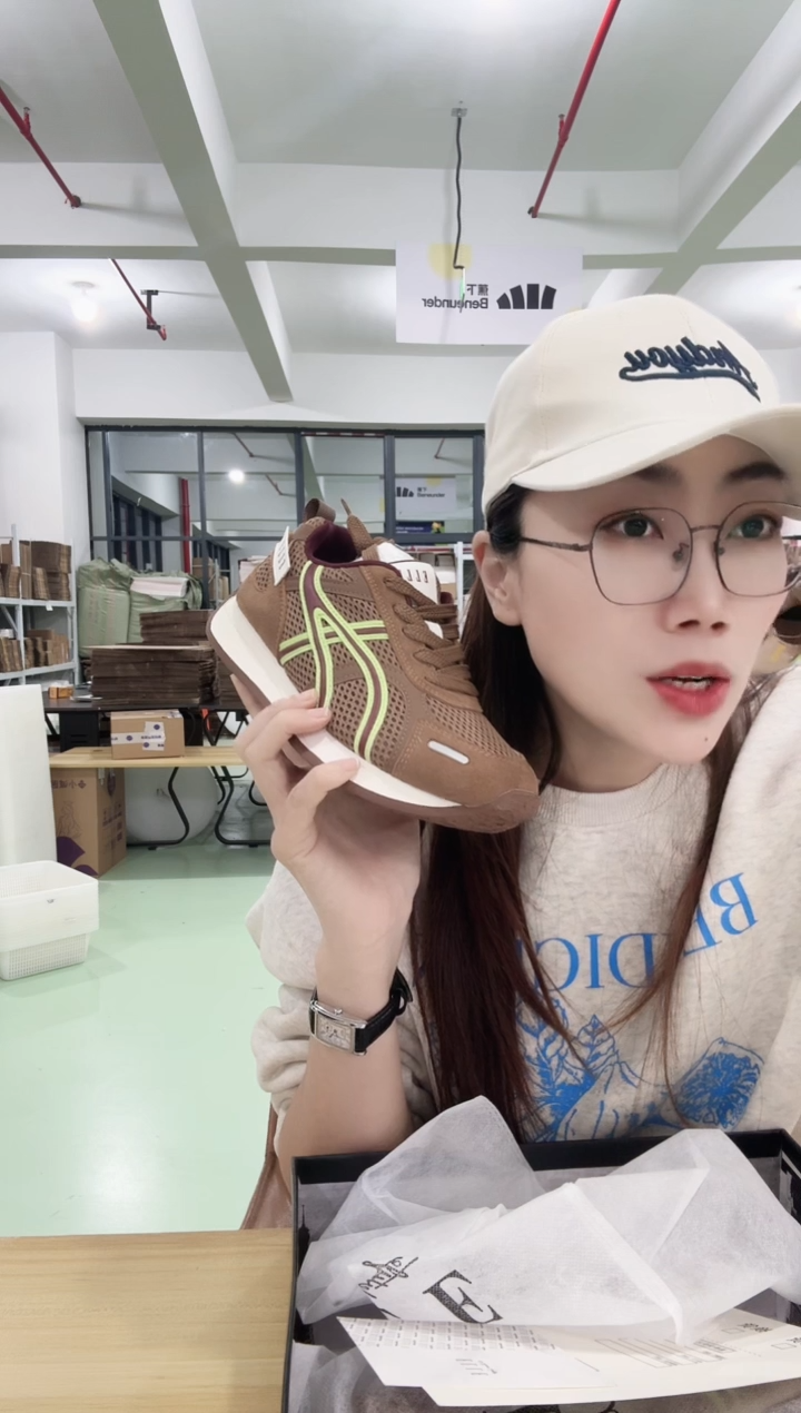 板鞋妮妮严选女鞋40码