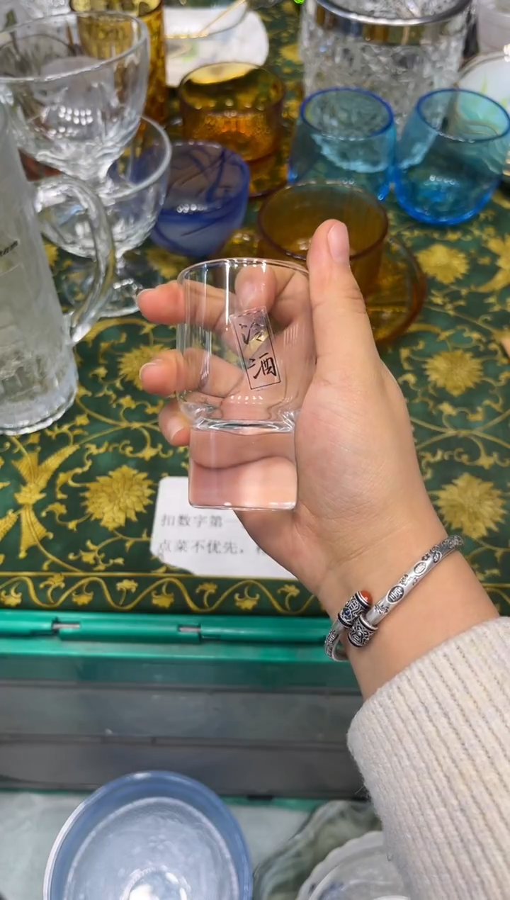 手工艺品玻璃酒****?9992默认微瑕