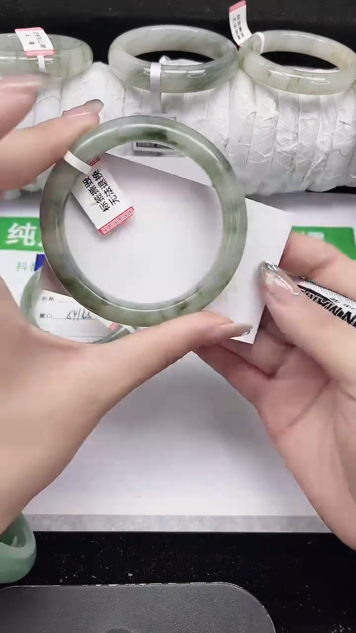 未镶嵌手镯石英质玉25-56/57