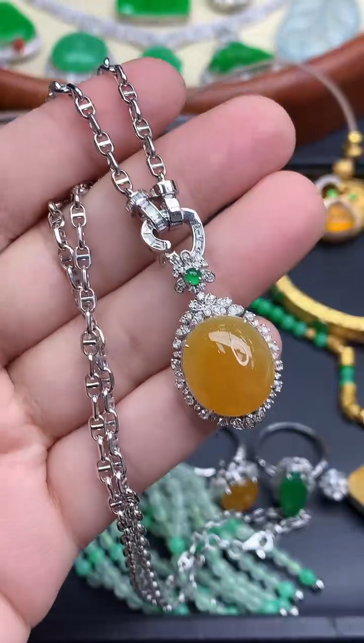 吊坠(不含链)18K金镶嵌翡翠548-中国好珍宝