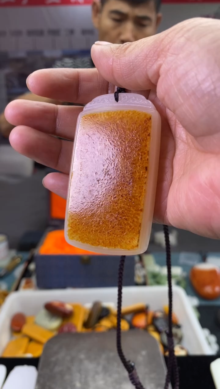 天然玉石未镶嵌颈饰