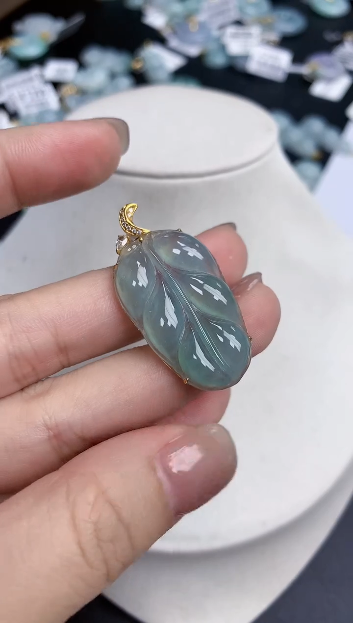 【闪购商品】翡翠颈饰18K金镶嵌天然缅甸翡翠A货