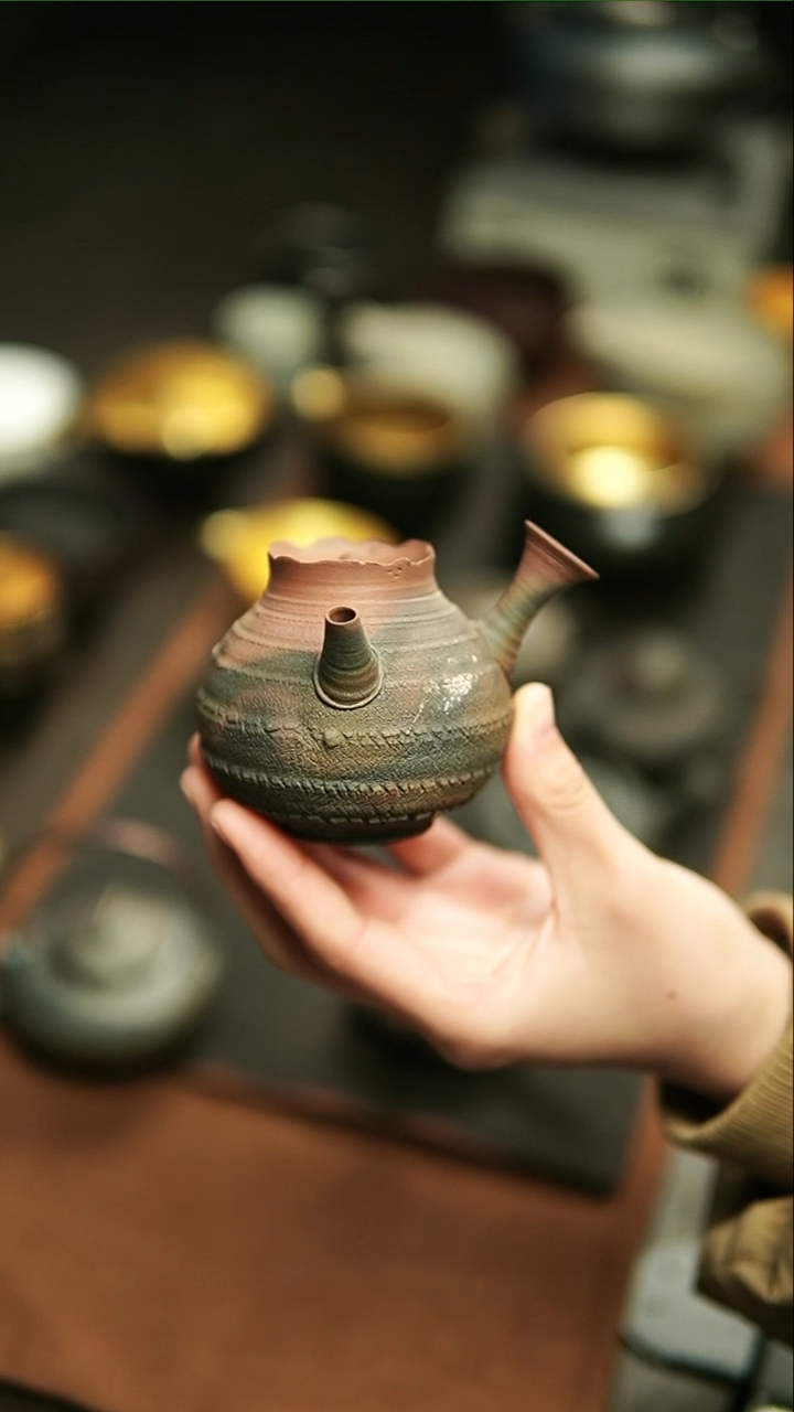 【闪购商品】史英之柴烧侧把壶