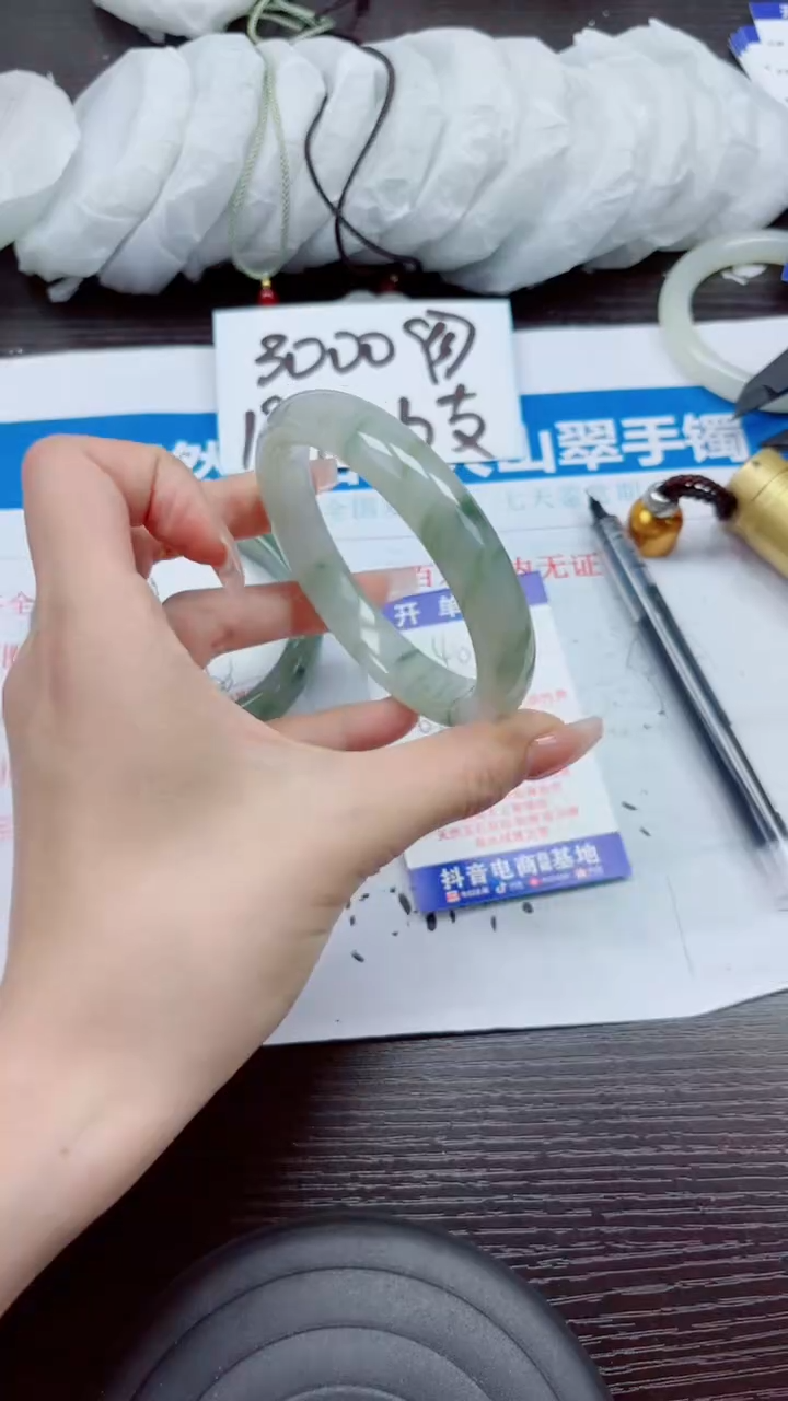 石英质玉手镯未镶嵌A40-62.63