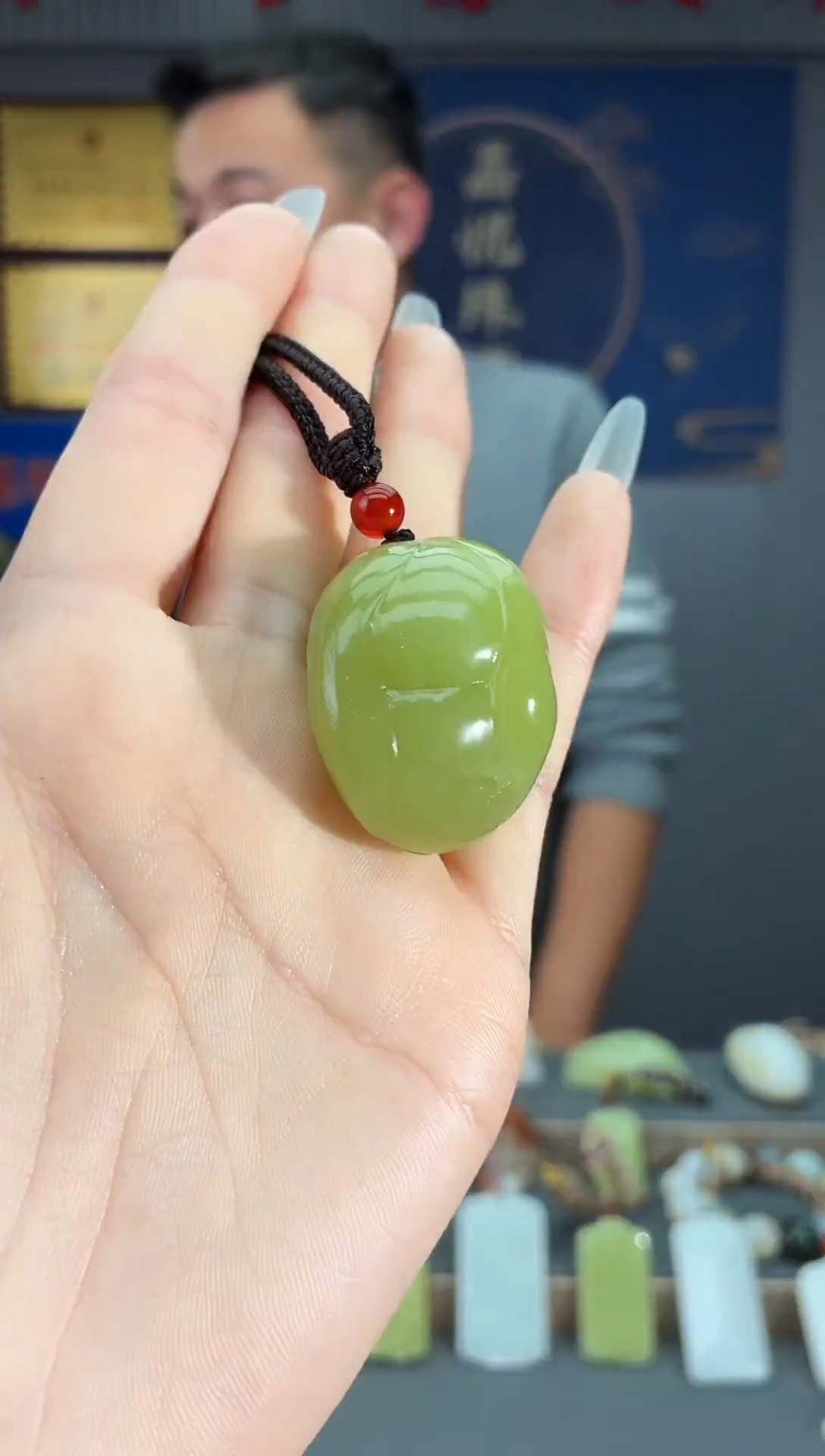 颈饰未镶嵌和田玉1