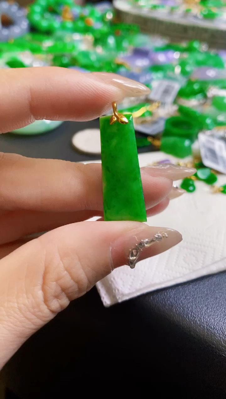 【闪购商品】定制翡翠18K金镶嵌无事牌