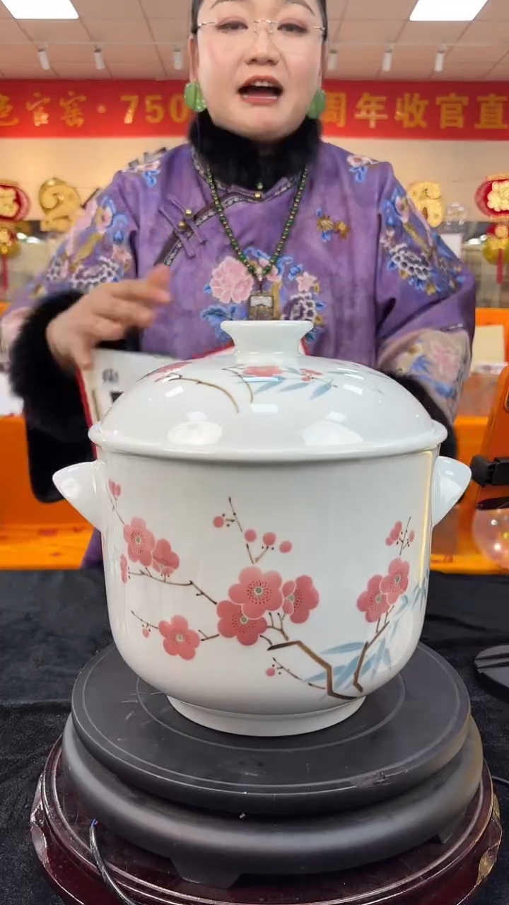 摆件瓷甄选-翠竹红梅大饭古