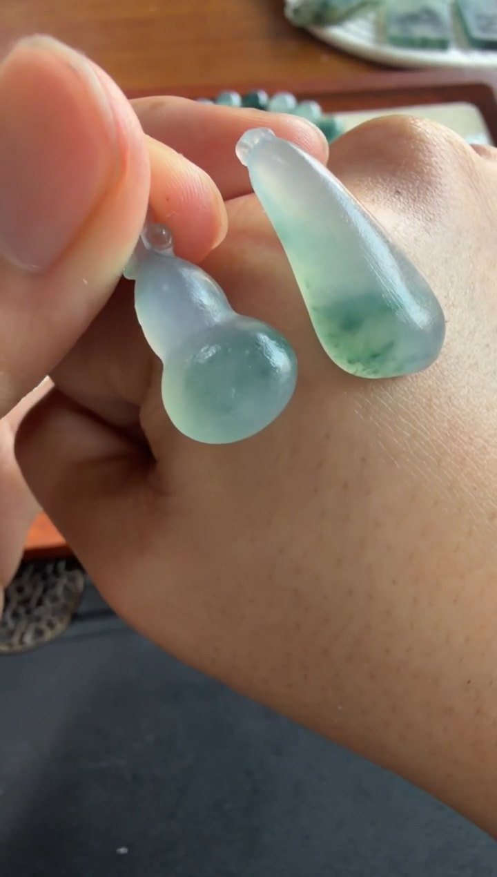 未镶嵌定制翡翠...