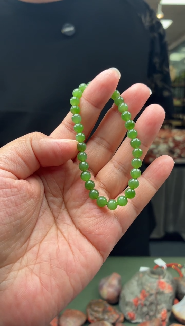 未镶嵌手串和田玉单圈手串一条约6mm多样性发货
