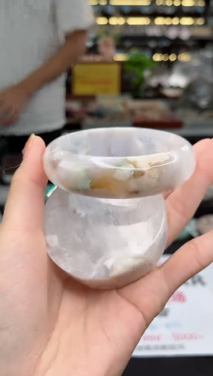 【闪购商品】石英质玉手镯未镶嵌62圈口（赠品镯心）1931051