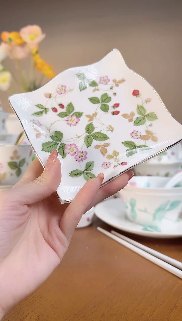 【闪购商品】5.5寸小波浪盘（金边