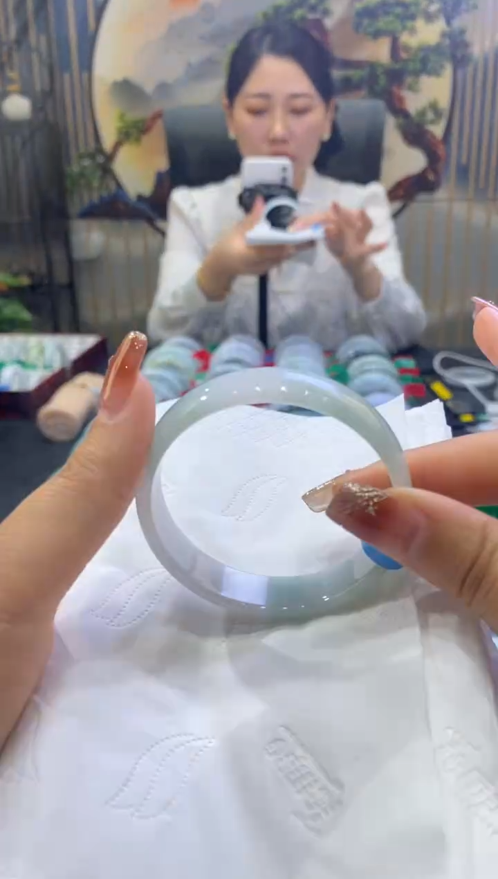 【闪购商品】翡翠手镯未镶嵌00004836