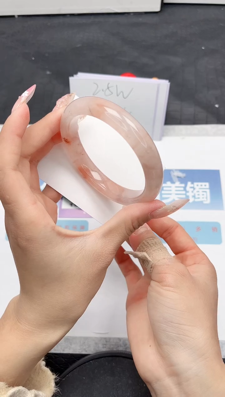 【闪购商品】石英质玉手镯未镶嵌L166-60.4