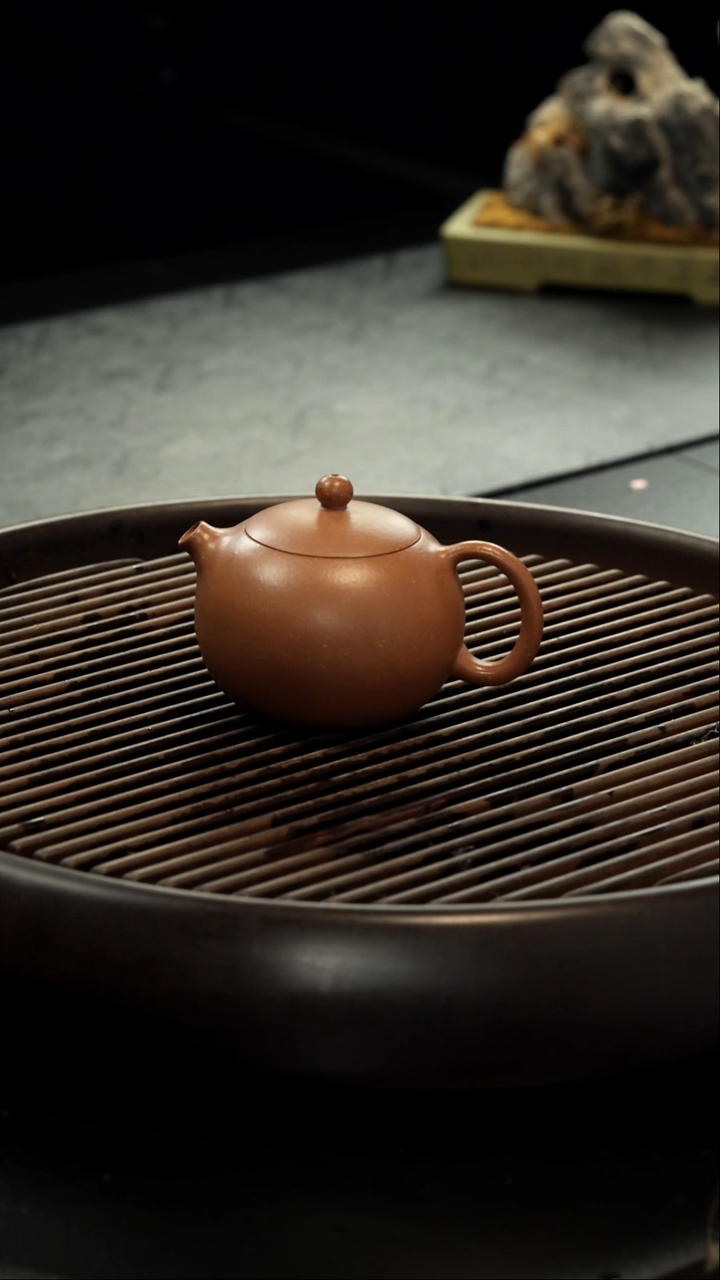 茶壶紫砂西施壶  