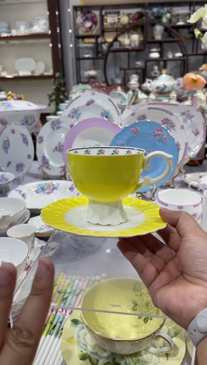 45%以上骨粉骨瓷咖啡杯碟