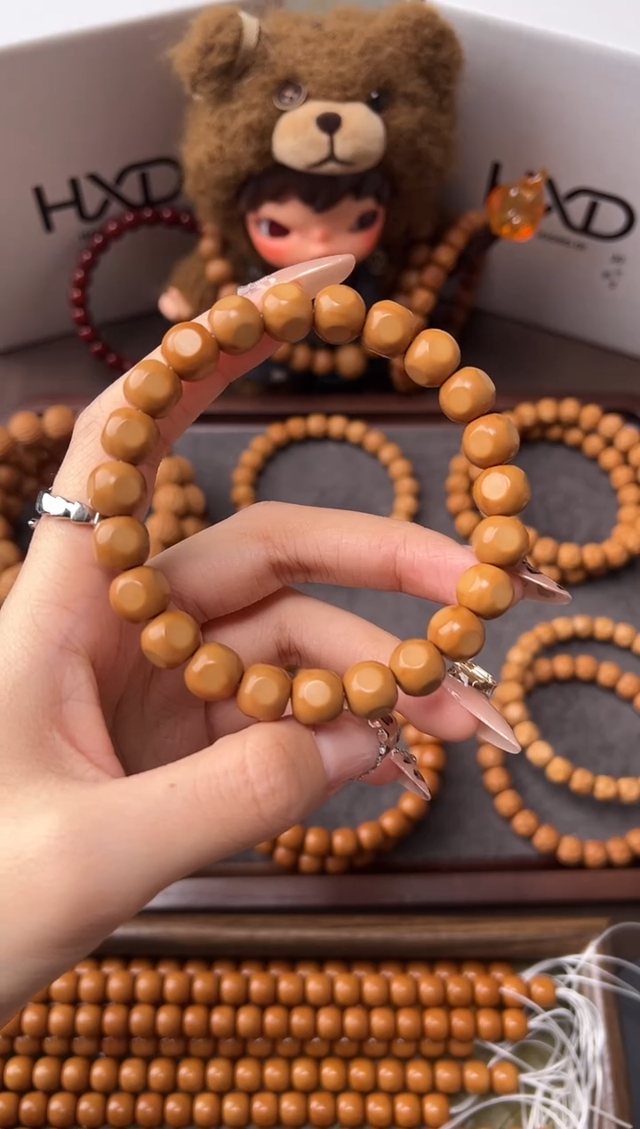 手串猴头核桃9+亮面六方 精工雕刻 全品无暇