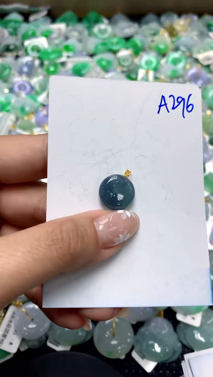 【闪购商品】翡翠颈饰18K金镶嵌111111111111111111