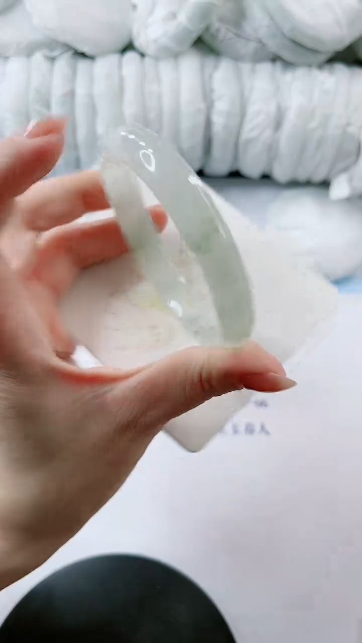 【闪购商品】石英质玉手镯未镶嵌多样性发货L397