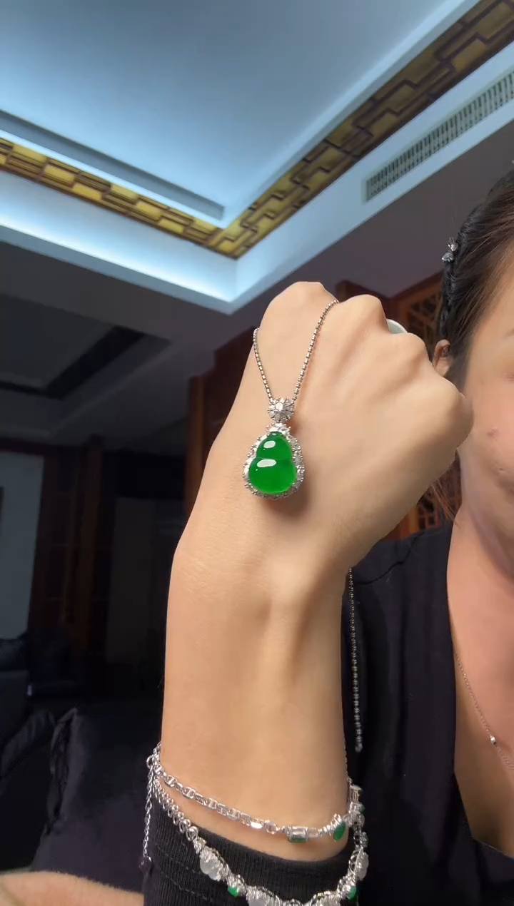 吊坠(不含链)银S925镶嵌翡翠天然翡翠吊坠