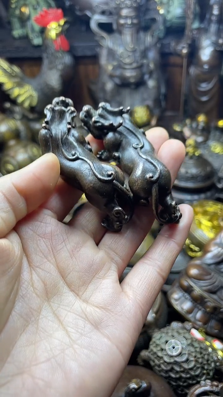 闪购链接，点击下单，有运费险，铜摆件