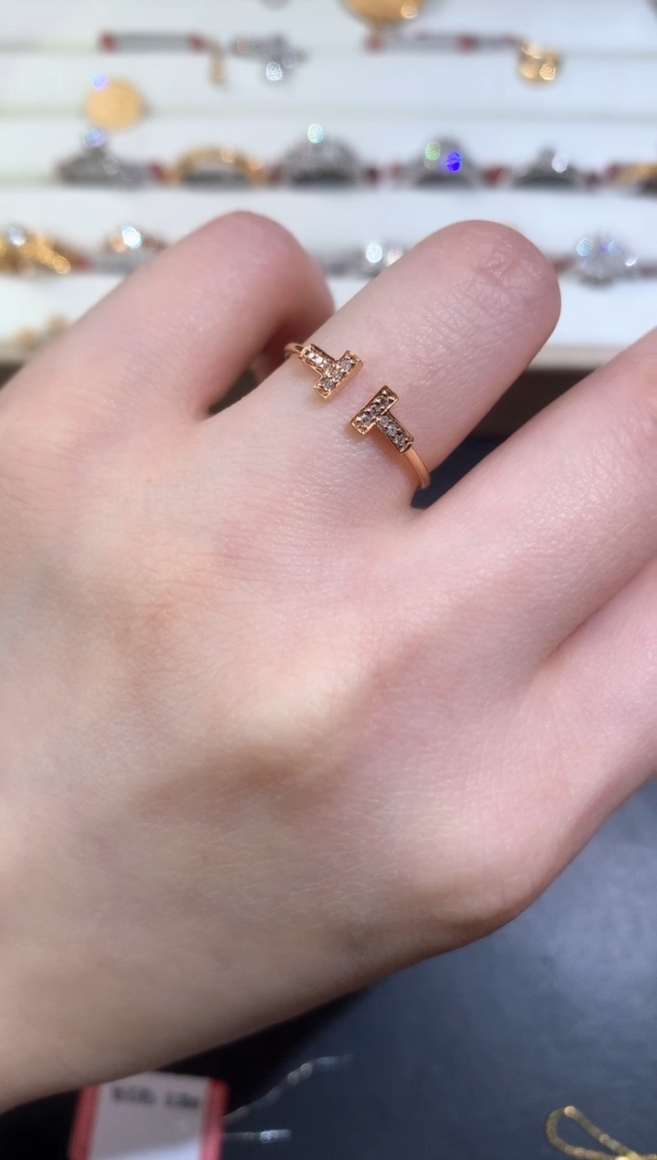 戒指18K金镶嵌钻石E210|1180