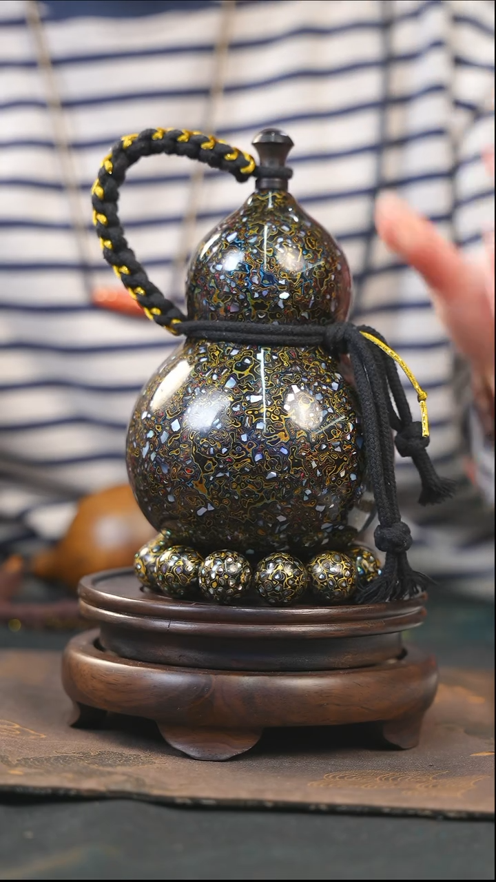 【闪购商品】YJ182漆艺酒葫芦不包手串及旋转底座