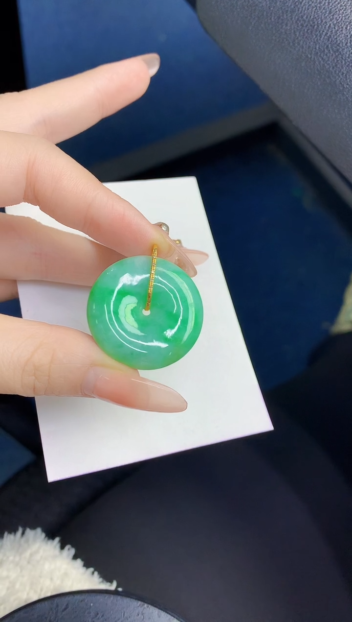 颈饰18K金镶嵌翡翠缅甸天然翡翠A货