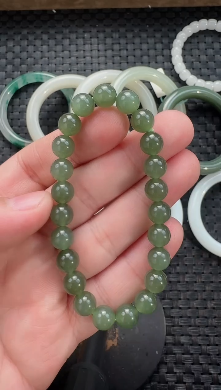 颈饰未镶嵌和田玉8mm