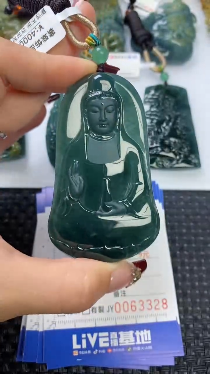 【闪购商品】翡翠颈饰未镶嵌1111111111111111