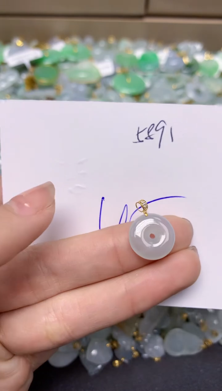 【闪购商品】翡翠颈饰18K金镶嵌天然翡翠A货