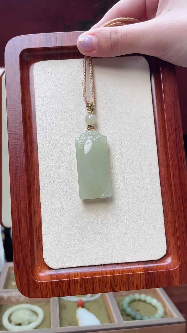 【闪购商品】和田玉挂件未镶嵌玉镜平安牌尺寸约47*22mm+