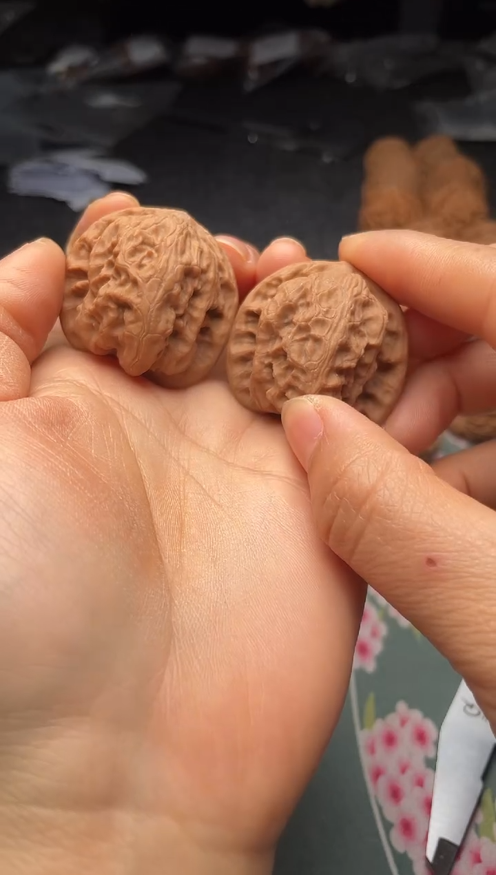 把件文玩核桃w279  野狼 38尺