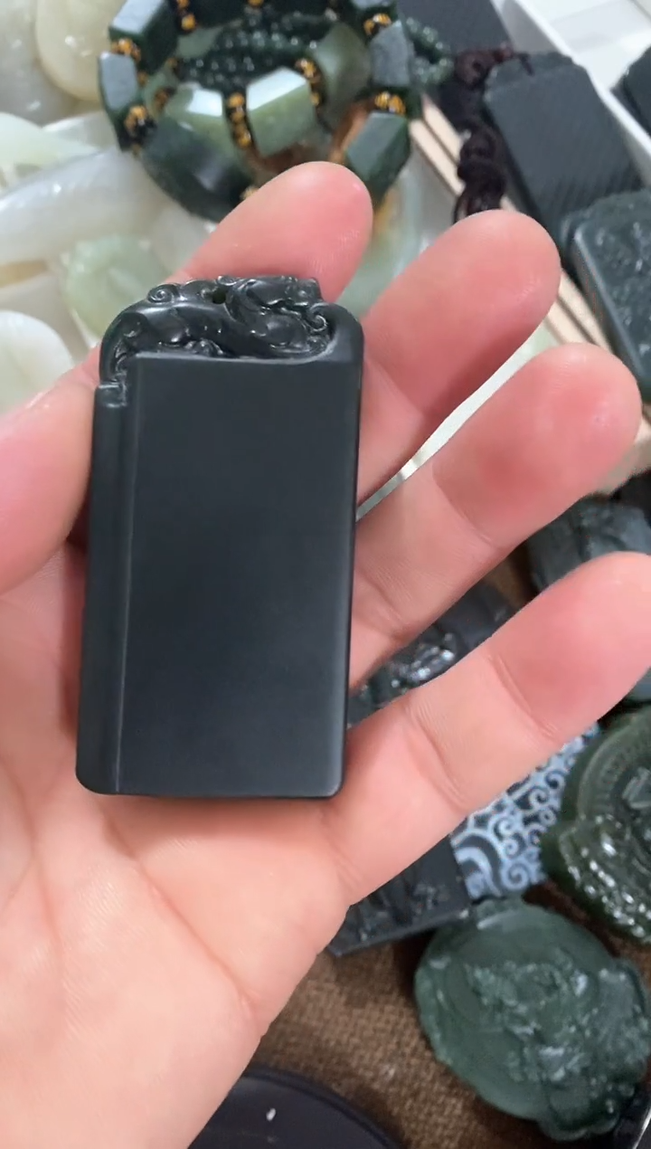 【闪购商品】和田玉吊坠(不含链)未镶嵌貔貅无事牌