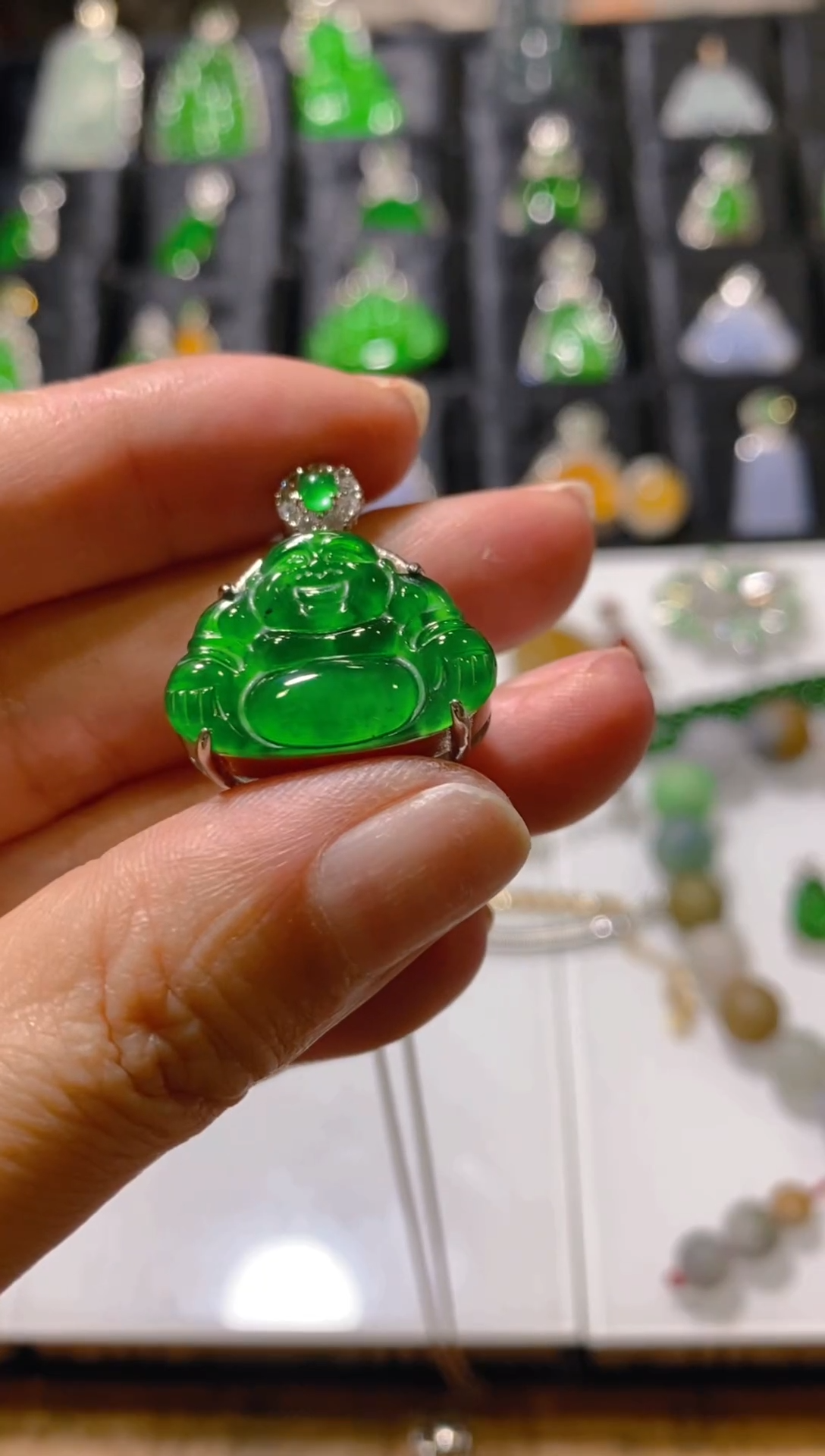 颈饰未镶嵌翡翠天然A货翡翠 假一罚四