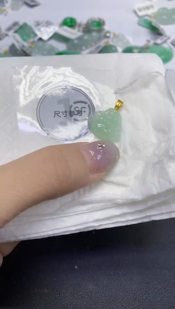 颈饰未镶嵌翡翠天然缅甸翡翠A货百元以上9元证书费自理