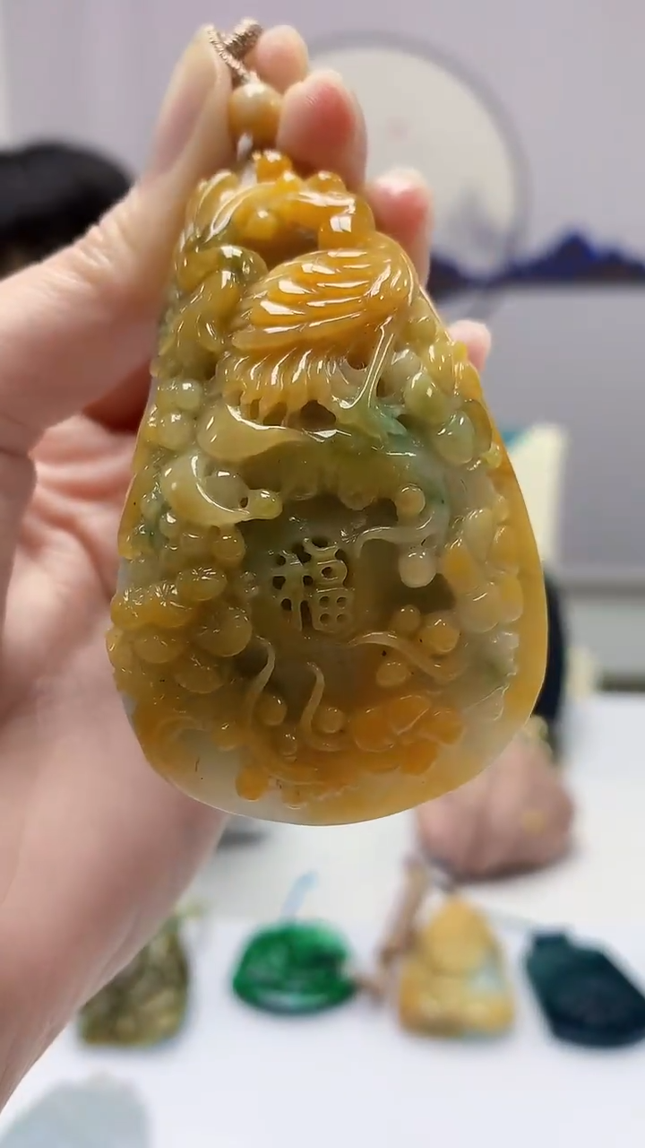 定制翡翠未镶嵌5060zm-毛货挂件