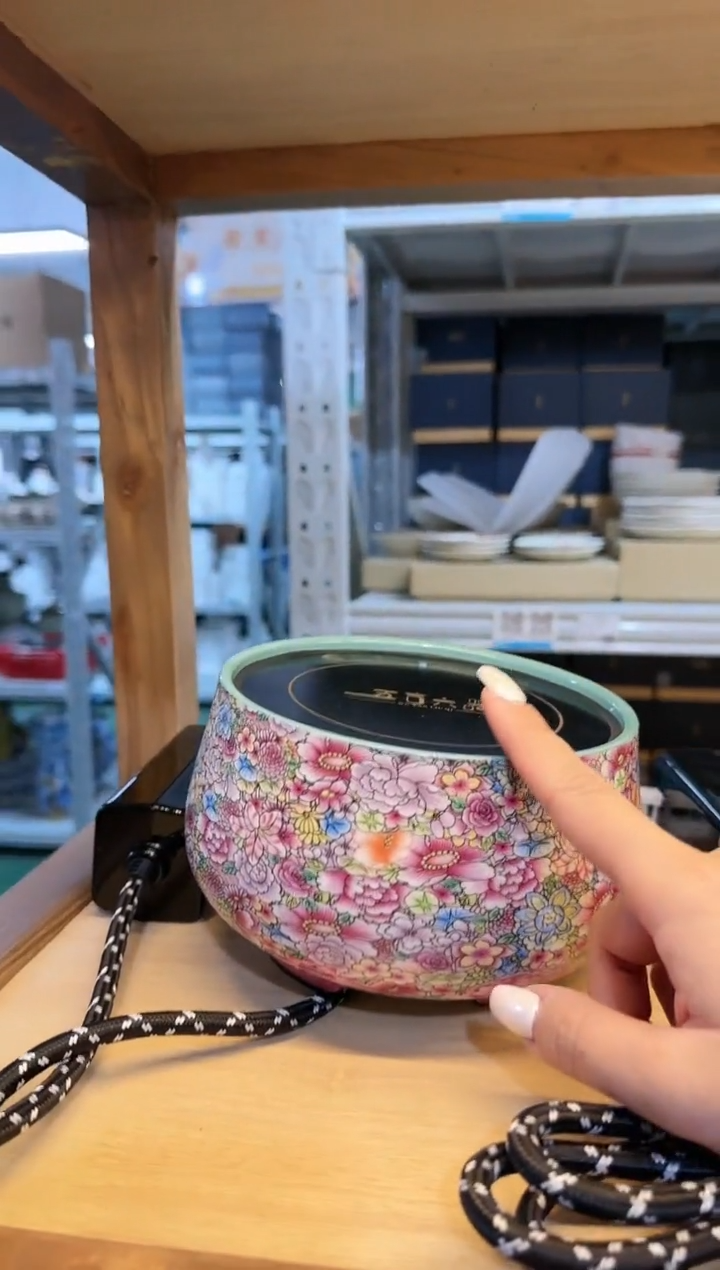 【闪购商品】瓷J044------------