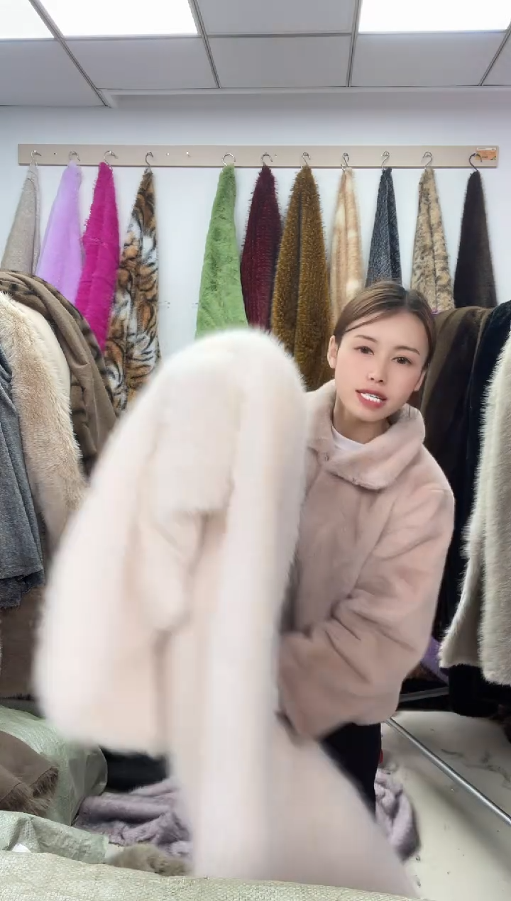 狐狸毛D647，尺寸1.8*1