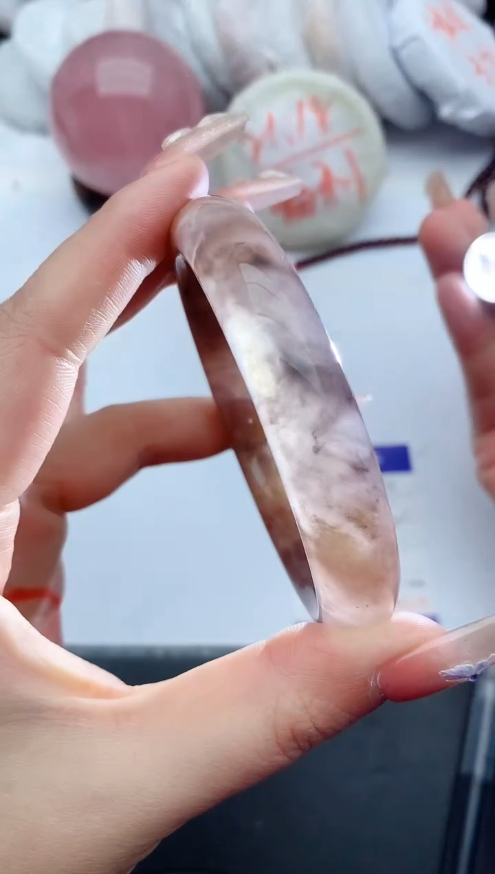 【闪购商品】石英质玉手镯未镶嵌F94+61/62